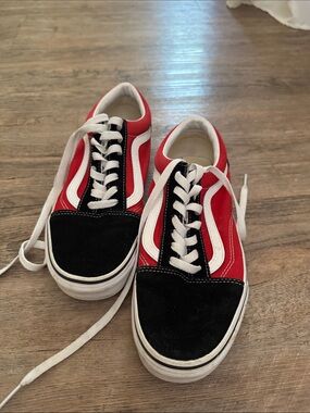 Vans Old Skool Low-Top Sneakers in Red, Black & White